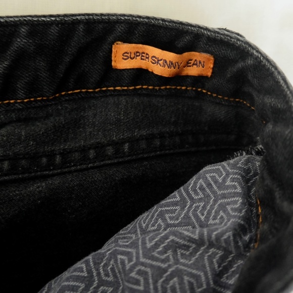 TORY BURCH~Super Skinny Jeans~BLACK/ NOIR~SIZE 30 - Picture 6 of 7